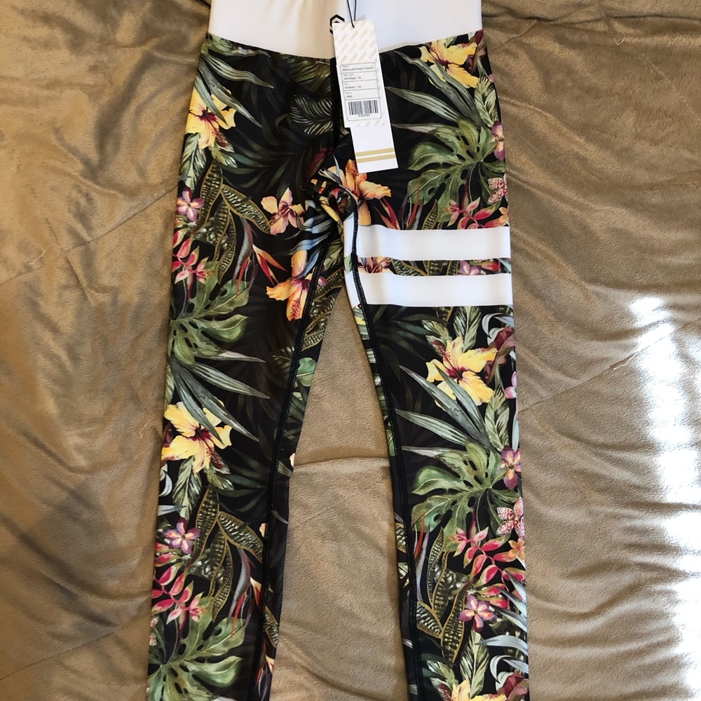 Stronger Fitness Leggings